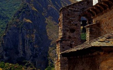Excursiones organizadas al Valle del Silencio y Peñalba 2