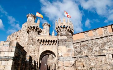 Horarios especiales de apertura del Castillo de Ponferrada durante la Semana Santa de 2019 4