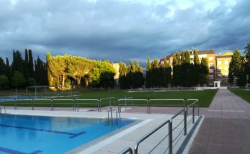 Se ponen a la venta los bonos para las piscinas de verano de Ponferrada que abrirán previsiblemente, el 15 de junio 1