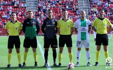 El colegiado Álvaro Moreno Aragón, árbitro del primer encuentro de la Ponferradina en la liga SmartBank 6