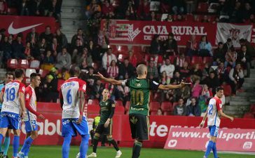 La Ponferradina desaprovecha sus oportunidades y lo paga en Gijón 3