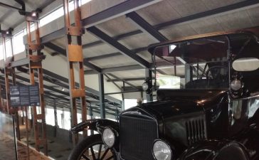 El Ford T del Museo de la Energía viaja temporalmente hasta el MUNCYT de A Coruña 10