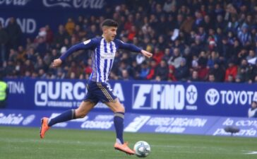 Saúl Crespo amplía su contrato con la SD Ponferradina 3