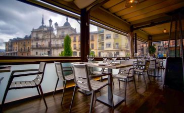 El Restaurante La Violeta estrena carta y dispone de nuevo servicio de comida a domicilio 5