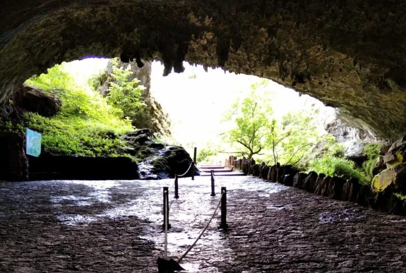 La Cueva de Valporquero reabre este sábado adaptando sus visitas para garantizar la seguridad 1