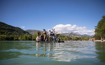 Le 'Piano du Lac' volverá a navegar por las aguas del Bierzo 9