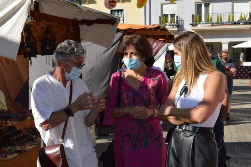 El mercado templario de Ponferrada ya recibe a sus visitantes con medidas sanitarias para los visitantes 9