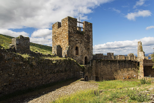 Ruta desde el Castillo de Ponferrada al Castillo de Cornatel para promocionar el camino de Invierno 1