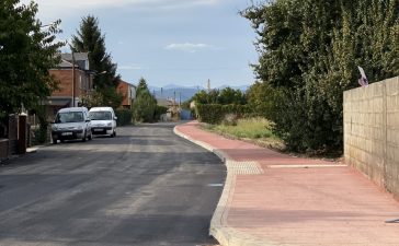 El Ayuntamiento acondiciona la carretera de Los Muelles con una inversión de 90.000 euros 3