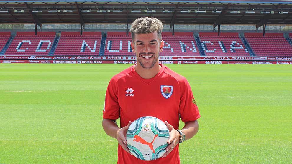 Curro Sánchez, nuevo jugador de la SD Ponferradina 1