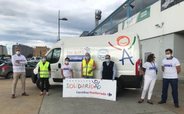 El Banco de Alimentos recibe una furgoneta donada por el centro Carrefour de Ponferrada 2