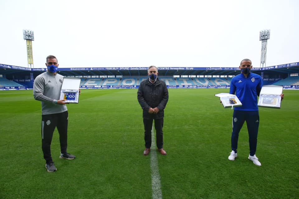 La Ponferradina celebra los 100 partidos de Bolo como entrenador y el hito de Yuri como máximo goleador de la historia del club 1