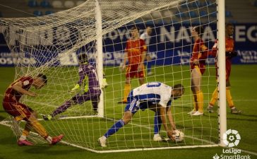 La Ponferradina remonta desde la esquina (2-1) 10