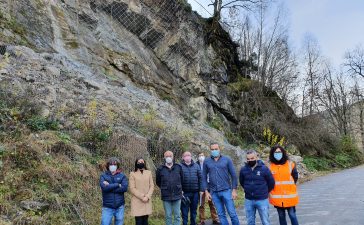 La Diputación invierte 231.134 euros en renovar el firme de la travesía de Toral de los Vados y la estabilización de taludes en tres carreteras de El Bierzo 5