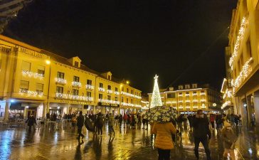 Astorga inunda las redes sociales con su iluminación 8