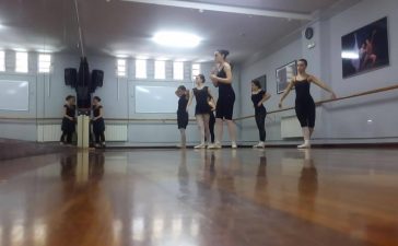 La Universidad de León firma un convenio con la Escuela de Danza Coppelia de Ponferrada 6