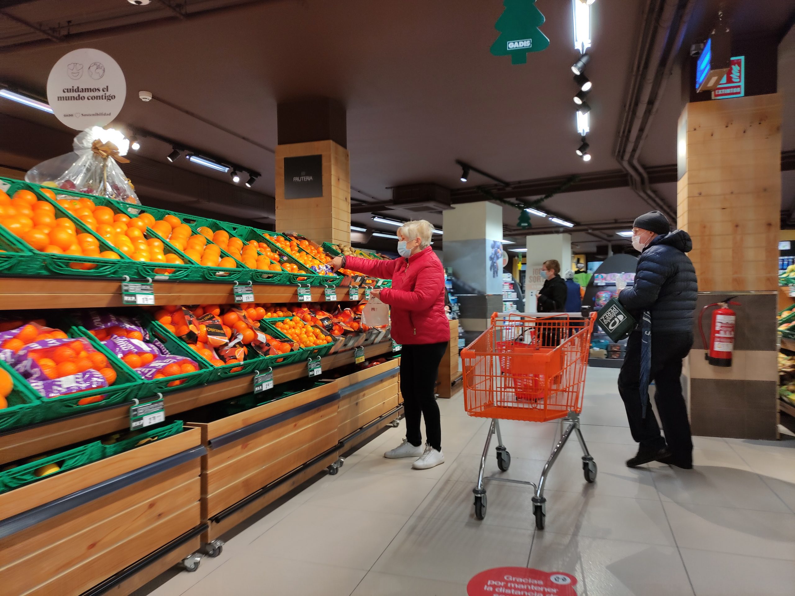 El Supermercado GADIS de la Calle Ancha reabre en Ponferrada, ampliando la superficie de venta 2