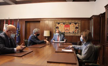 El tren diurno entre Ponferrada y Barcelona no se suprimirá 7