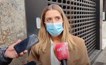 Lorena Valle asegura que se comunicó telefónicamente la extensión del plazo de uso de las tarjetas de consumo al presidente de Templarium 9