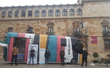 La Diputación aplaude el esfuerzo de los Bibliobuses de León por seguir acercando la cultura al medio rural incluso en tiempos de pandemia 3