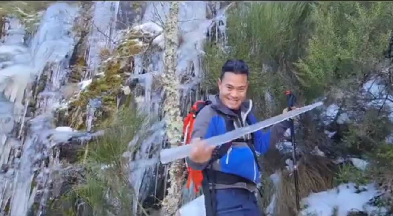 Vídeo | Jesús Calleja muestra a sus seguidores la belleza de la cascada de Gualtón congelada 2