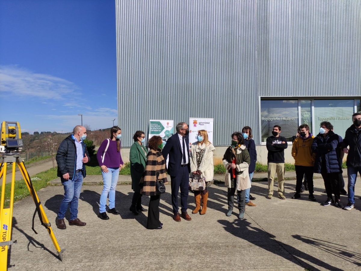 El Ayuntamiento de Ponferrada adquiere un equipo de última tecnología para el Campus Universitario que servirá para mejorar el servicio a los ciudadanos 1