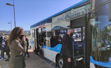 Los autobuses 'blanquiazules' del nuevo Servicio Municipal de Transporte de Ponferrada, inician su andadura 9