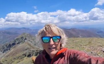 Jesús Calleja muestra la sierra de los Ancares en Candín con un amigo inesperado 7