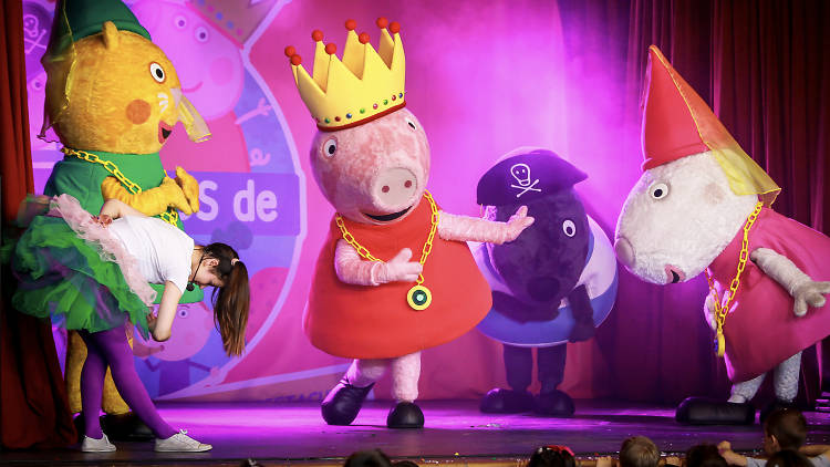 El sábado arrancan Las noches del Auditorio de Ponferrada con el espectáculo infantil 'Los mundos de Peppa Pig y Ben & Holly' 1