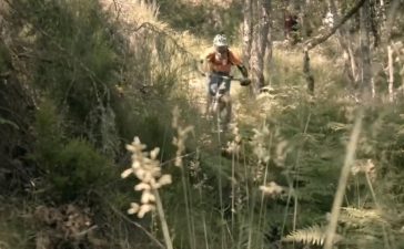 EL aventurero Jesús Calleja 'Saca pecho' de las rutas BTT por el Bierzo 3