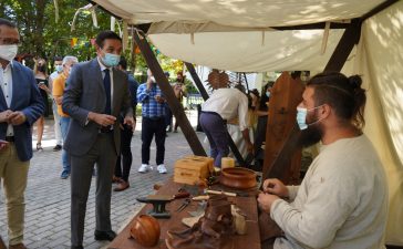Los comerciantes y artesanos de Castilla y León pueden solicitar a partir del lunes las nuevas ayudas de la Junta para digitalización, modernización, formación y organización de ferias comerciales 7