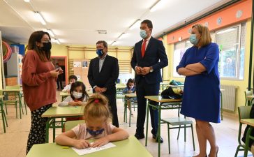 La Junta destaca el éxito del programa Conciliamos, que este verano ha sumado 10.454 participantes en sus tres periodos, y la alta demanda del Bono Concilia, con casi 12.000 solicitudes en un mes 5