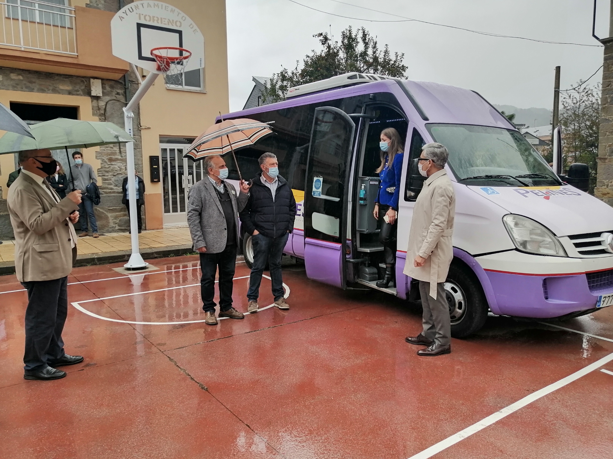 Arranca en Toreno, Berlanga del Bierzo y Páramo del Sil el bono rural de transporte gratuito a la demanda 1