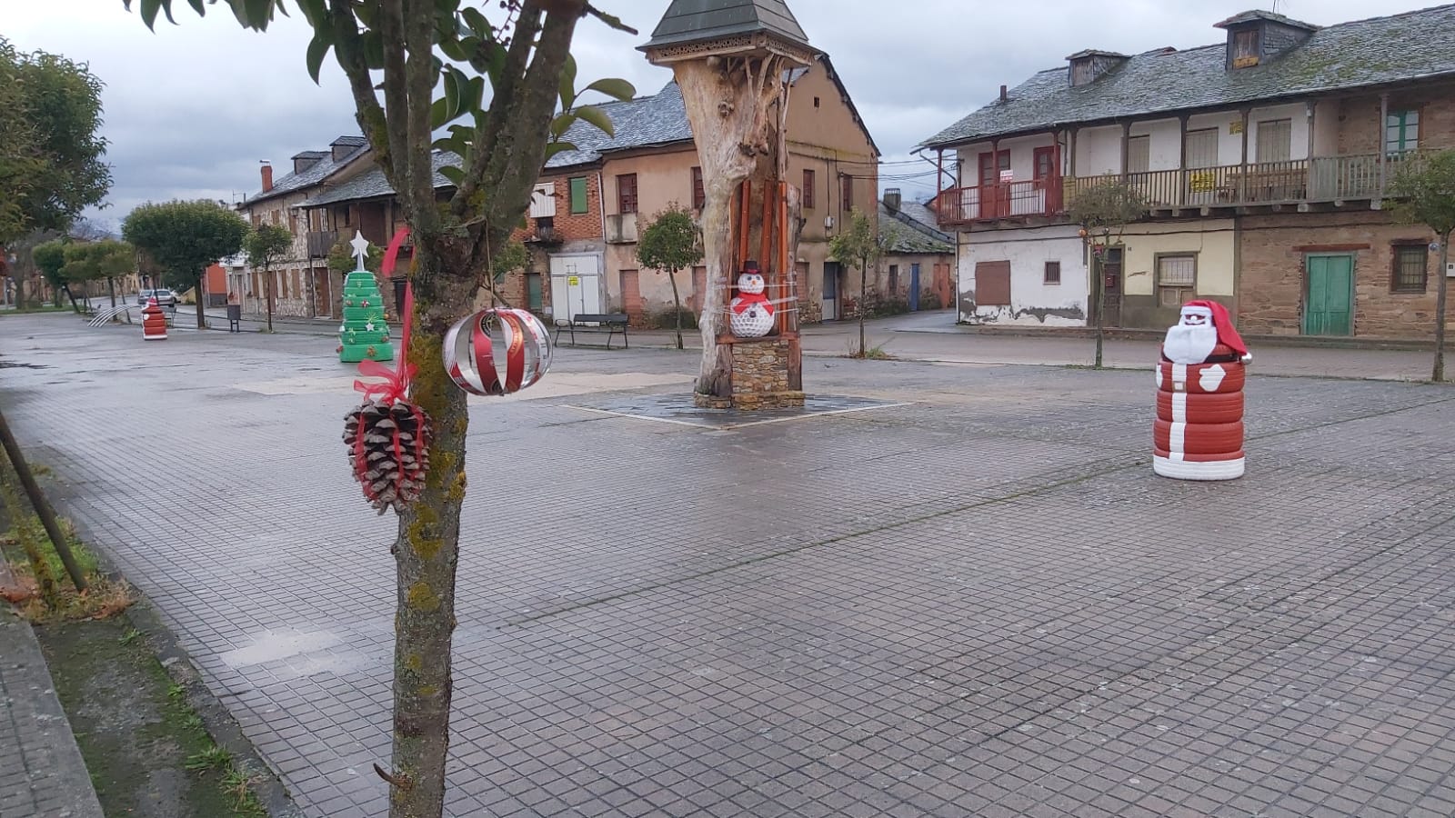 Columbrianos y San Andrés de Montejos lucen el espíritu navideño en las calles 1