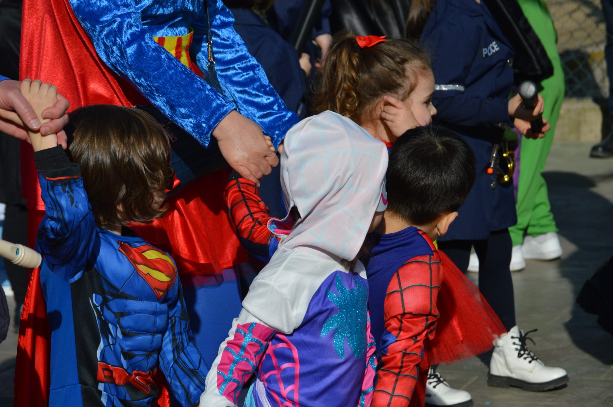 Carnaval Infantil de Ponferrada, los más peques inundan la calle de color y buen humor 19