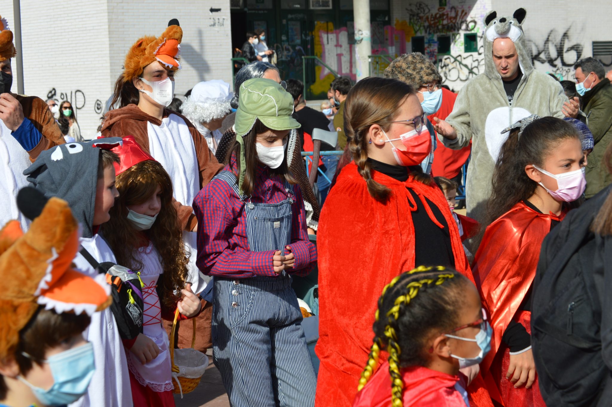 Carnaval Infantil de Ponferrada, los más peques inundan la calle de color y buen humor 44