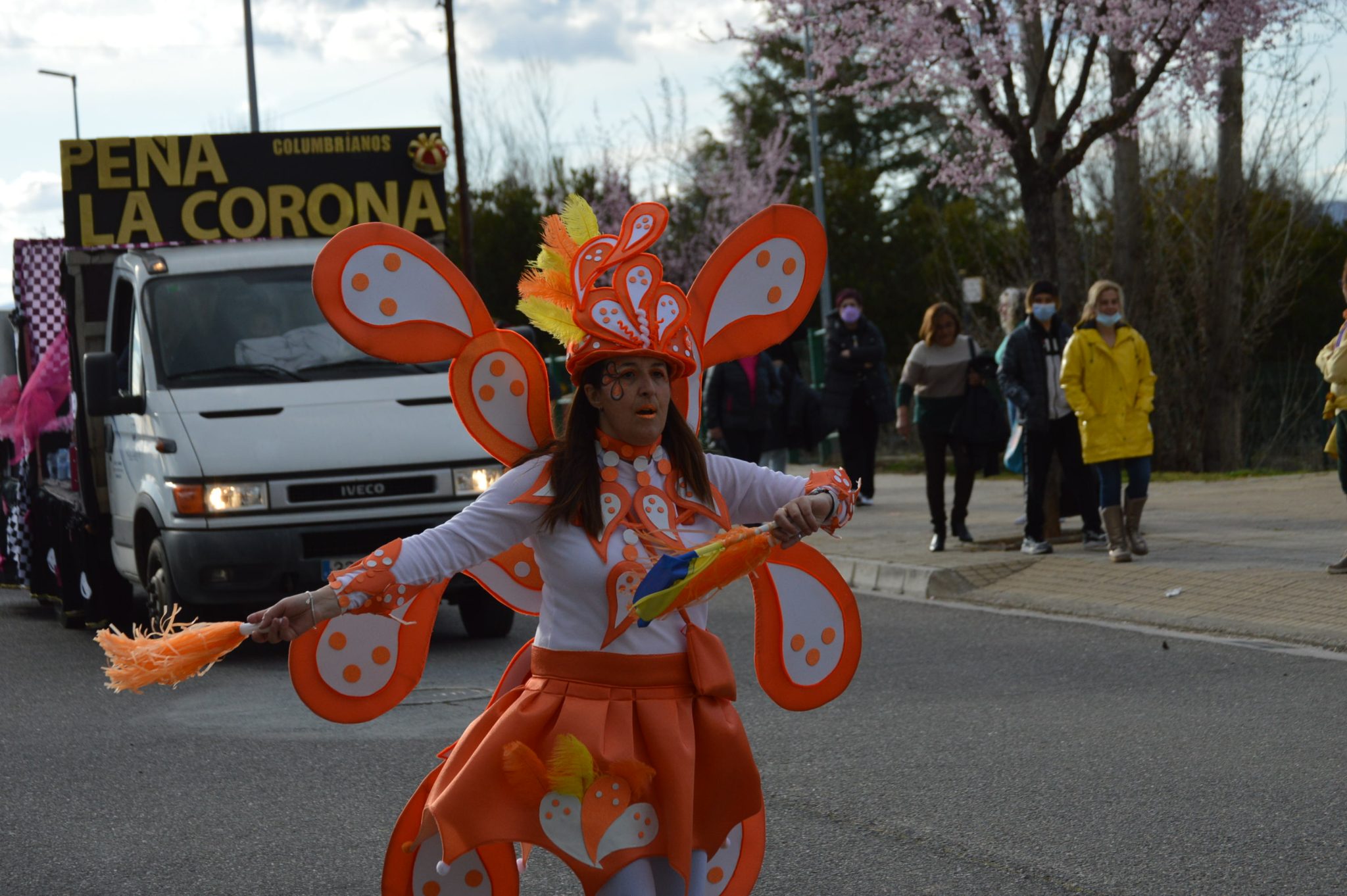 Cubillos retoma la animación en las calles con su tradicional desfile de Carnaval 58