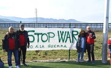 El fútbol Base berciano dice NO A LA GUERRA durante los partidos del fin de semana 9