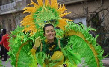 La alegría y la ilusión vuelven con el desfile de Carnaval 2022 en Cabañas Raras 1
