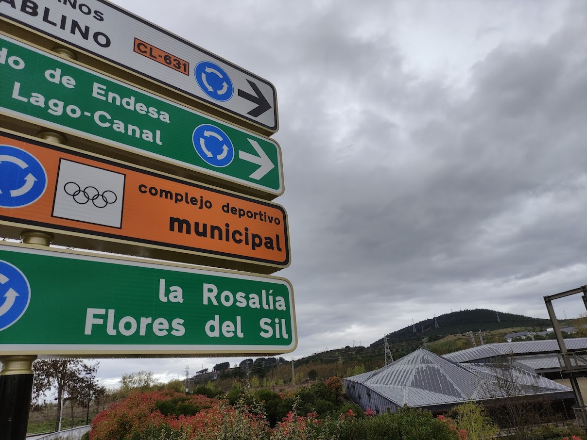 Un error de señalización cambia el barrio de La Rosaleda por 'La Rosalía' ¡tran tran! 1