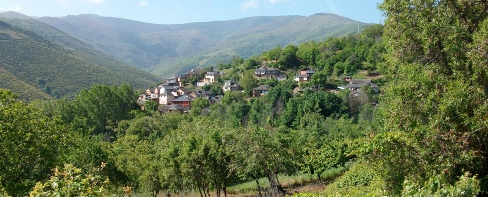 La Asociación Barrios de Ozuela, agradece la ayuda de todos los implicados en la extinción del incendio que hizo peligrar la población 1