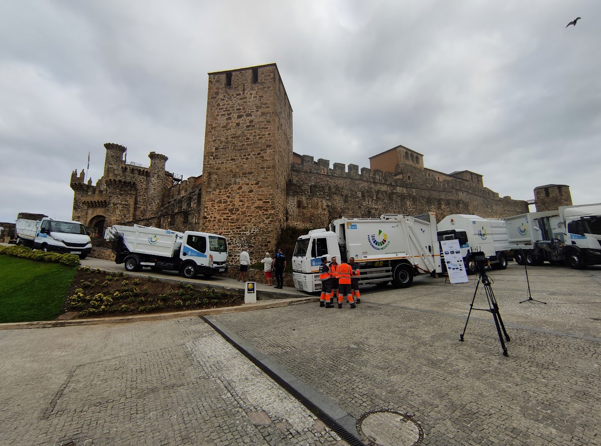 Ponferrada presenta el Servicio recogida de residuos sólidos, con un aumento de medios para incrementar la limpieza 2