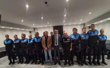 Ponferrada recibe a los 16 nuevos policías municipales que se incorporan al servicio desde hoy 4