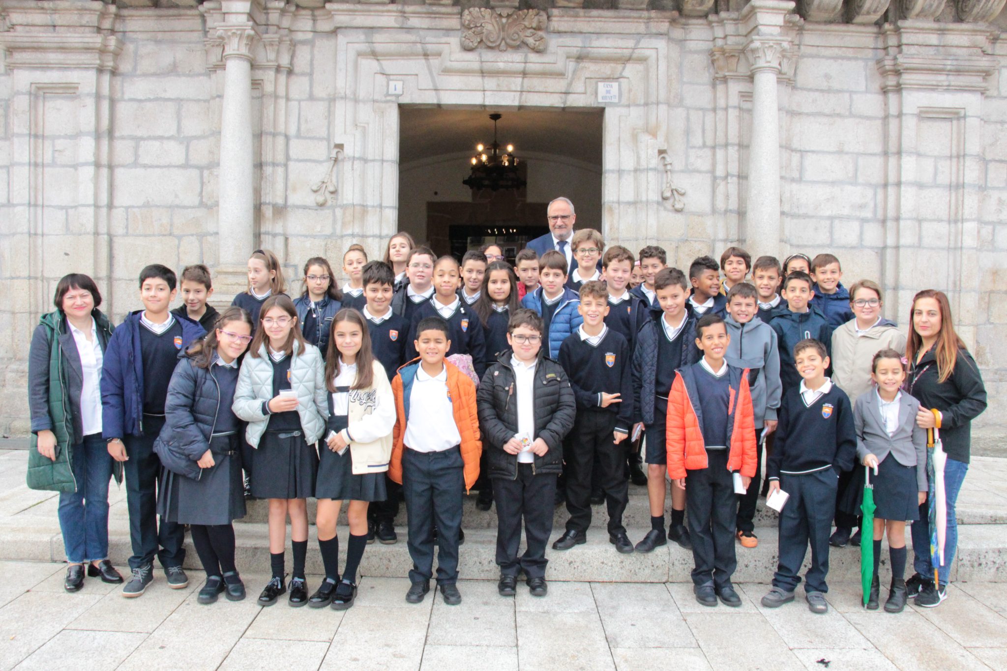 Los niños del colegio Espíritu Santo Ponferrada, visitan el Ayuntamiento 1