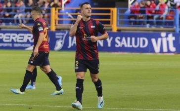 EL lateral derecho Ale Díez se incorpora a la defensa de la SD Ponferradina 2