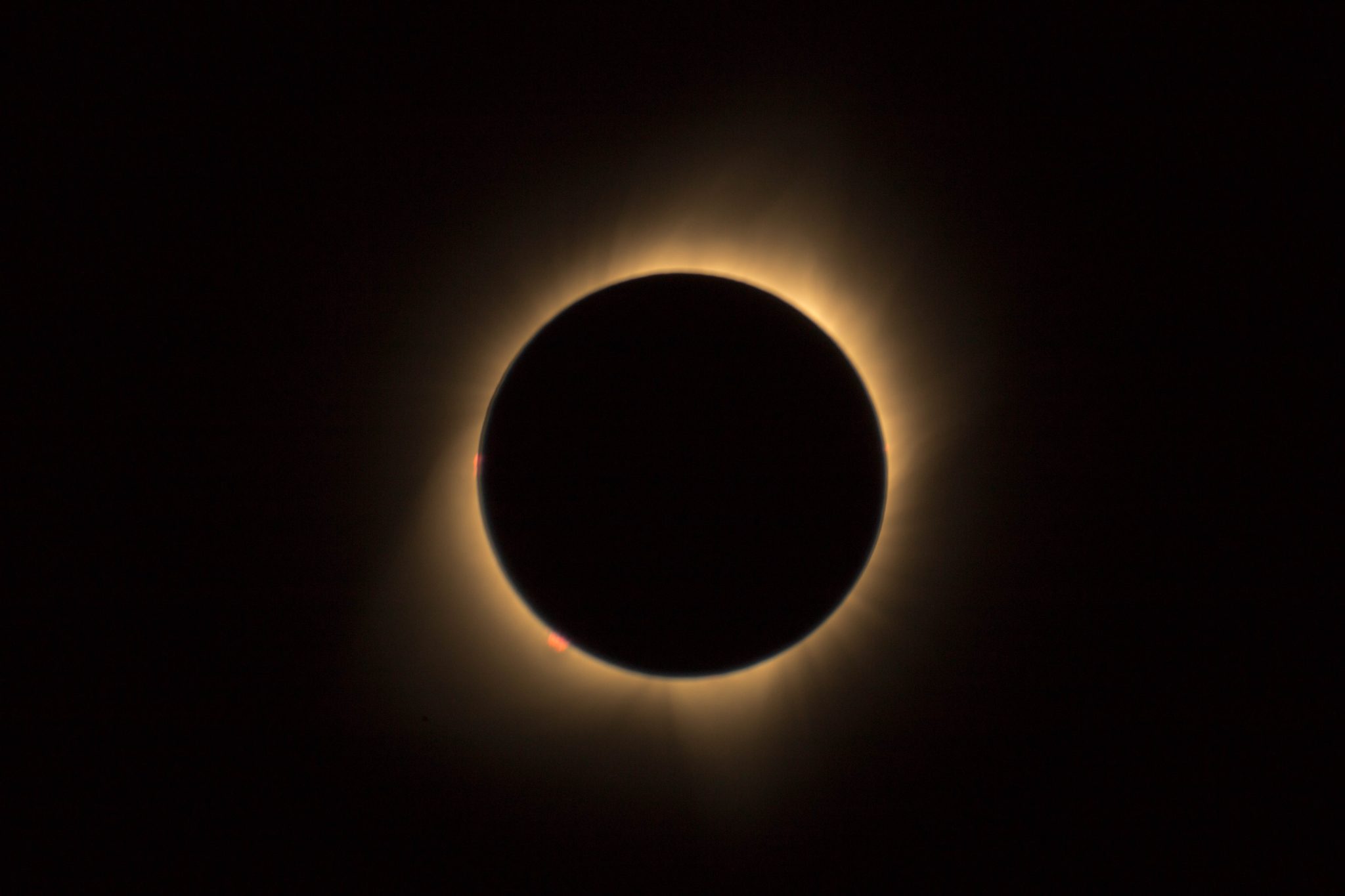 El Bierzo vivirá un eclipse total de sol el 12 de agosto de 2026 - Ponferradahoy.com 1