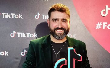 Diego Merayo, galardonado en los Premios For You Fest que reconoce a los creadores más destacados de 2022 en TikTok 5
