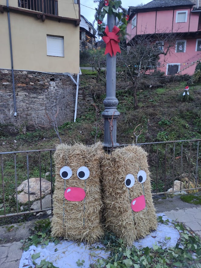 Villanueva de Valdueza decora de Navidad sus calles con ingenio y la participación de los vecinos 19