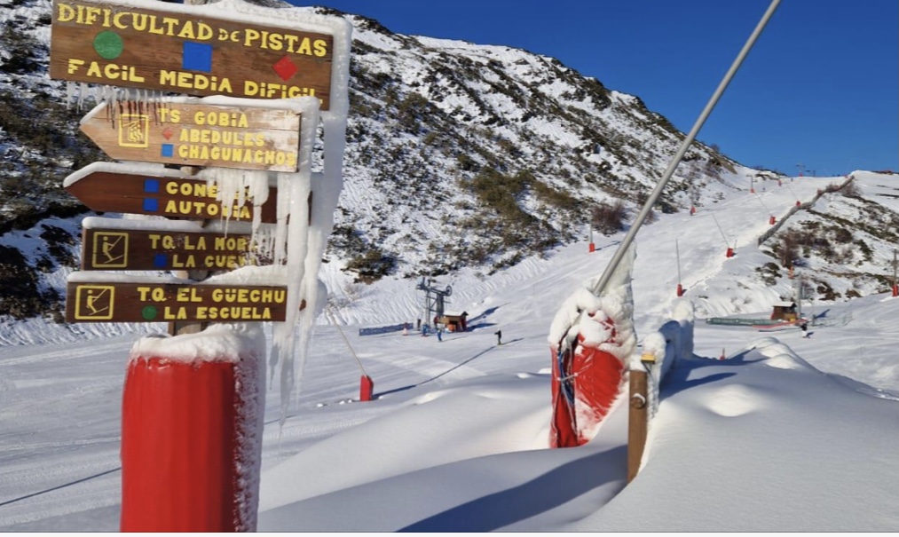 Las ganas de nieve llevan a San Isidro y Valle Laciana-Leitariegos a más de 8.600 esquiadores 1