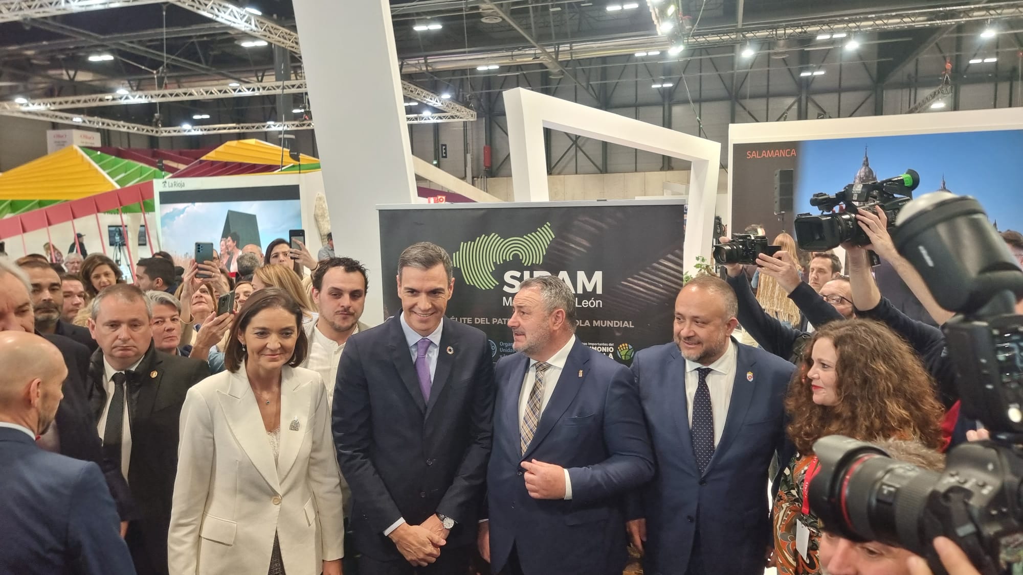 El Consejo Comarcal presenta junto a siete localidades bercianas una variada oferta turística en Fitur 1